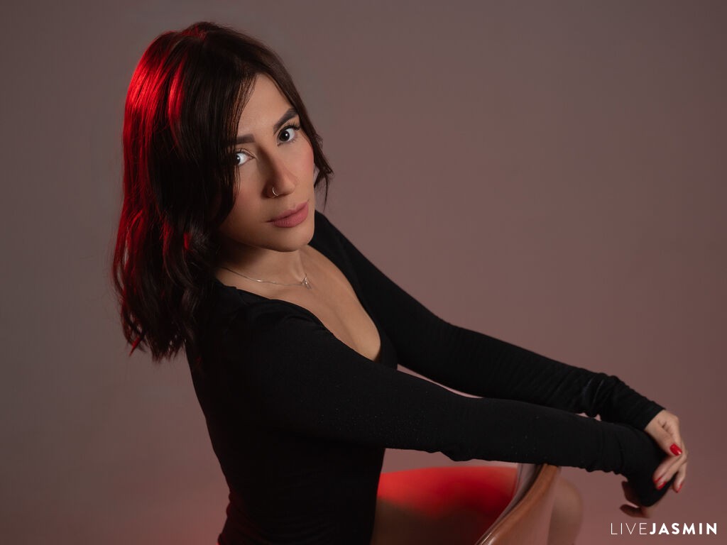 AlesiaNoir live profile
