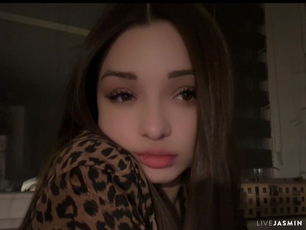 Featured live cam profile for AngelesFaircloth