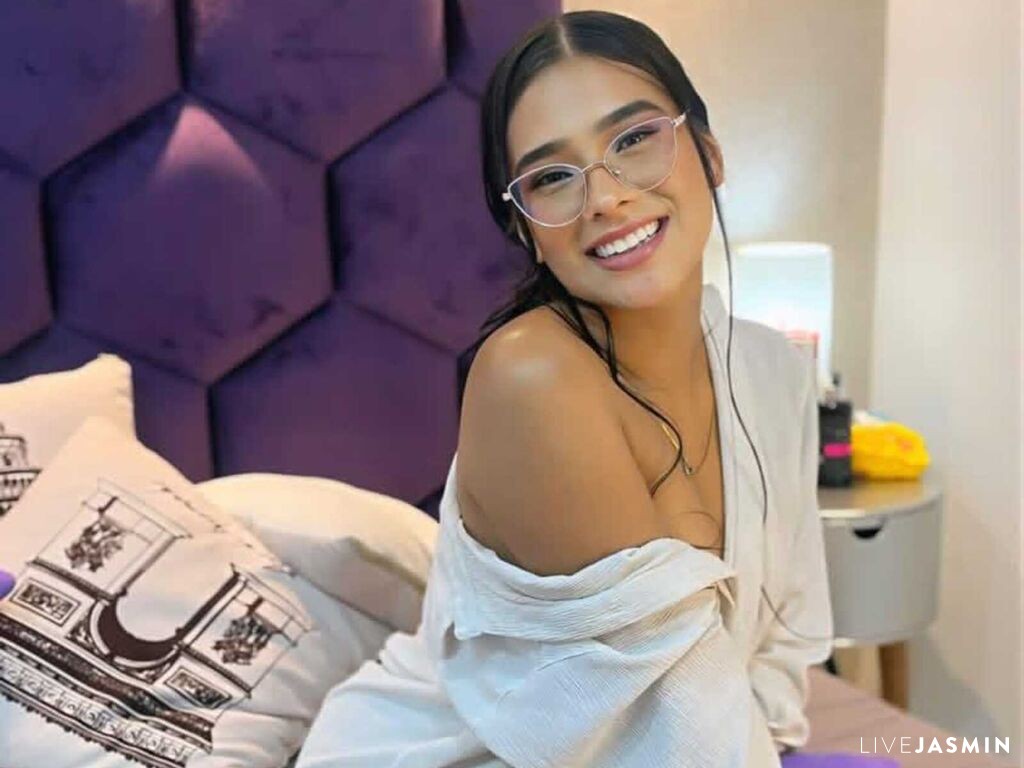 AntonelaPrescott live profile