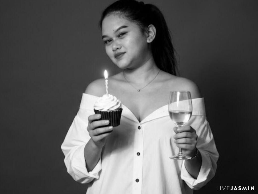AshleeRodriguez video room preview image
