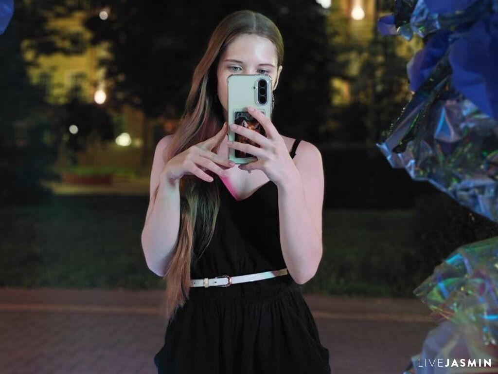 CallieBarca live profile
