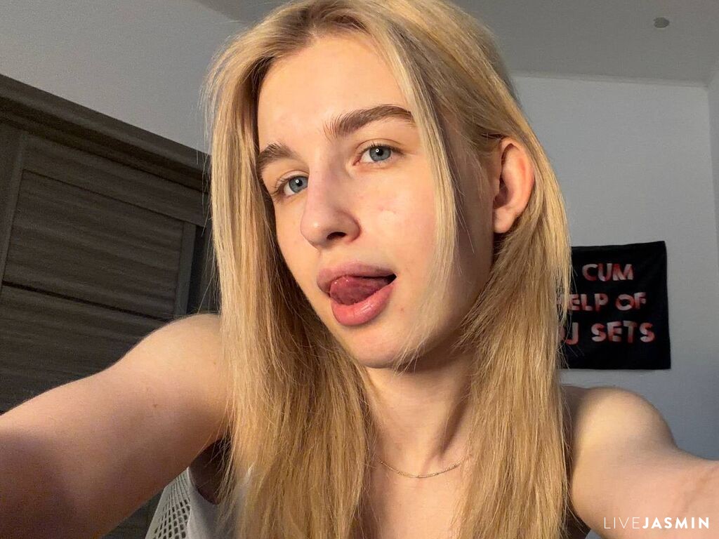 ColeneKirchman live profile