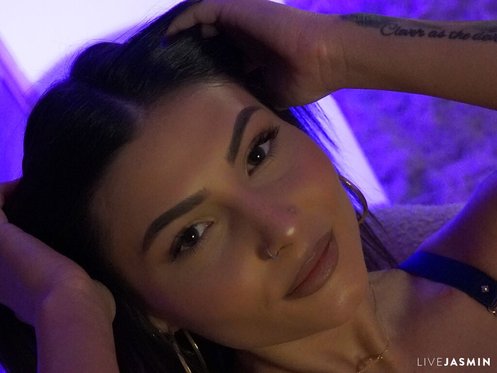 Featured live cam profile for LanaCampbell