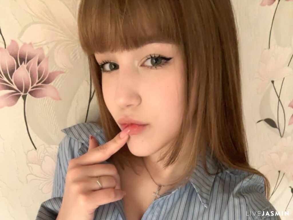 SharikaGlidden stream preview on BestLiveCamGirls